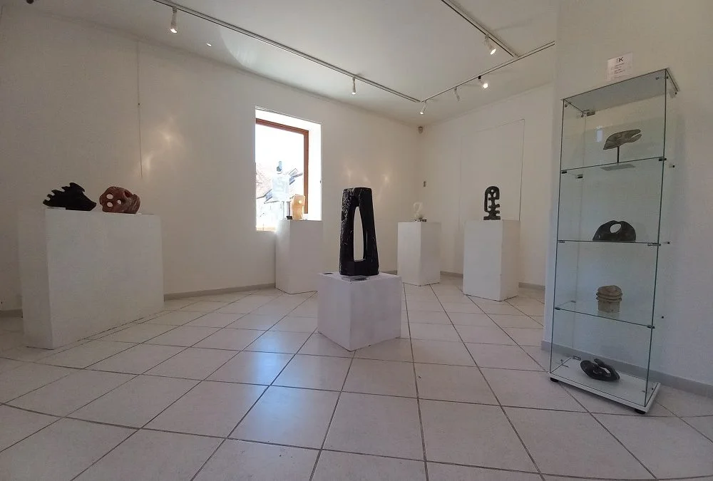 Exposition « Dissension de pierres » à la Galerie Les Bains-Douches