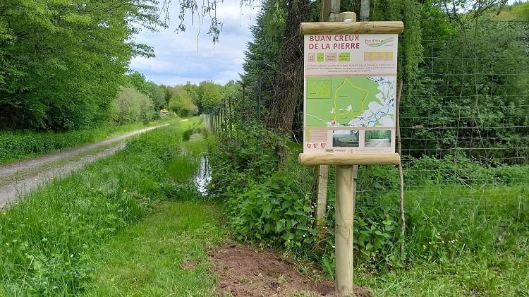 Nouvelle signalétique de randonnée au Pays Arnay-Liernais