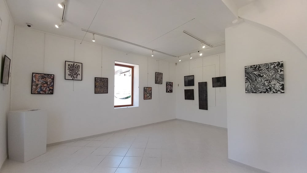 Exposition « Déstructuration et ivresse colorée » à la Galerie Les Bains-Douches