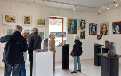 Exposition « Entre amis artistes » à la Galerie Les Bains-Douches
