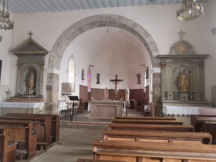 eglise-saint-marcel-marcheseuil-choeur-min