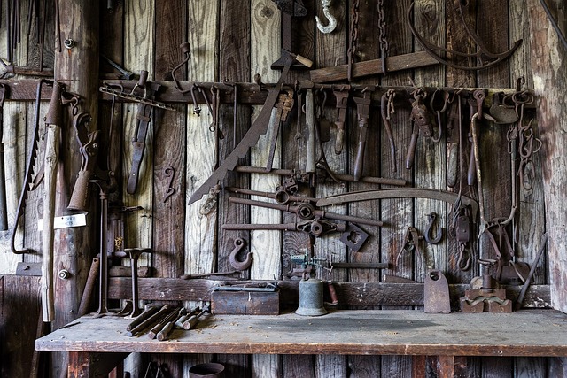 blacksmith-1310850_640