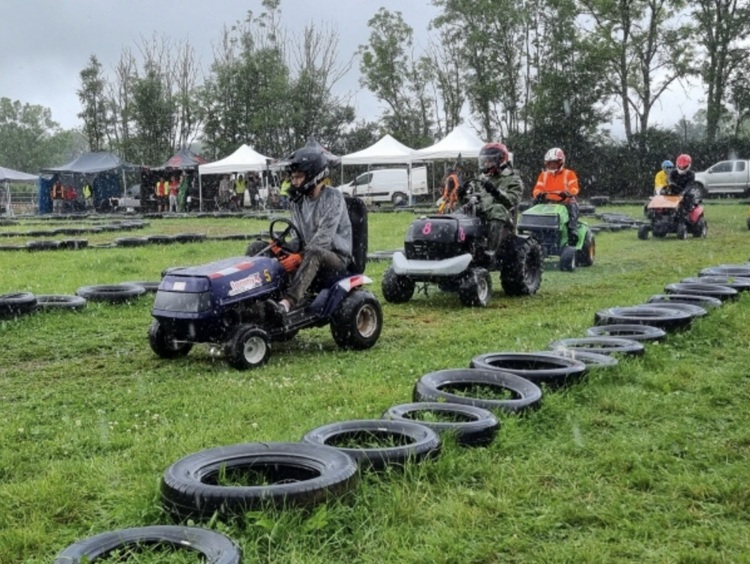 Course tracteur tondeuse 2024 - ©Le Bien Public